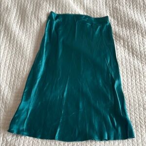 Aritzia/Babaton midi slip skirt